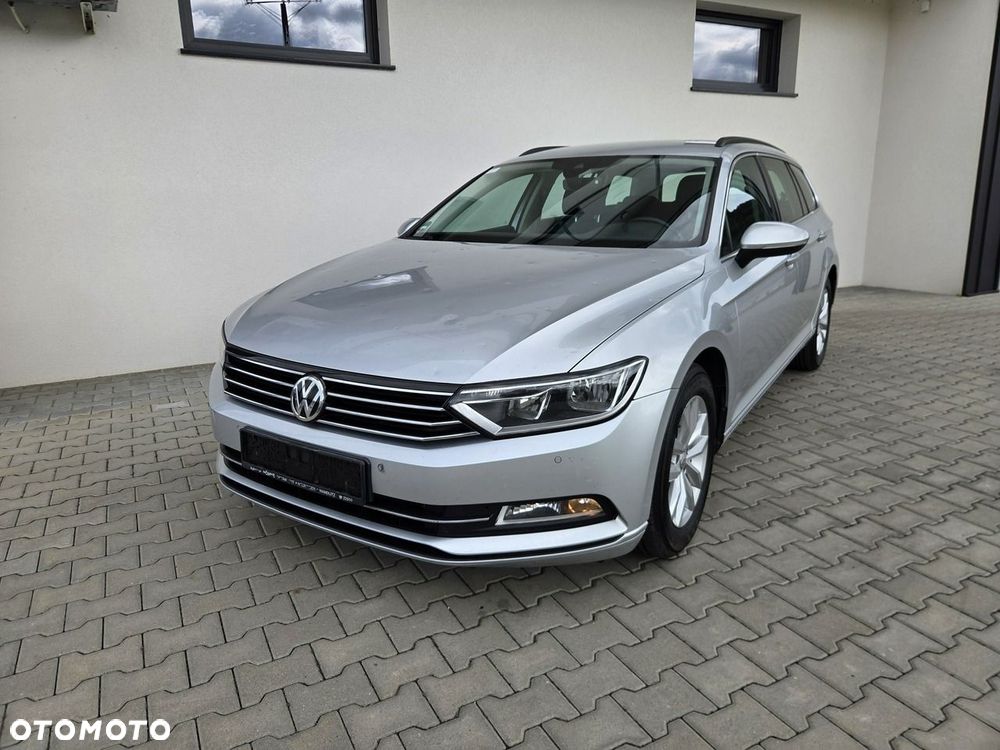 Volkswagen Passat Variant - 2
