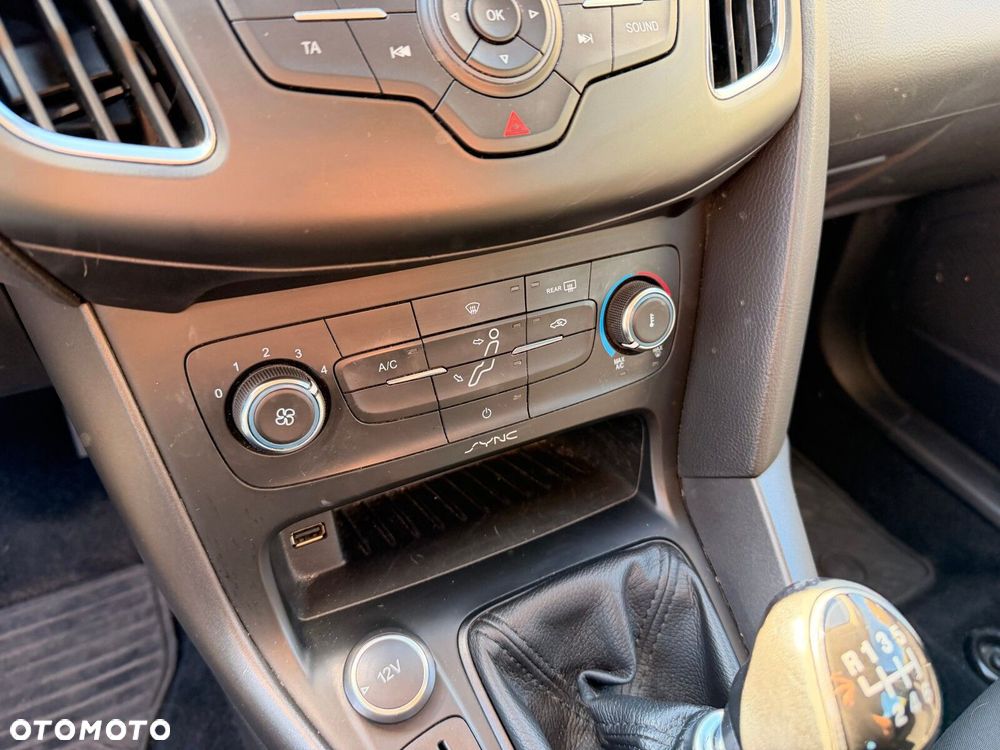 Ford Focus - 22