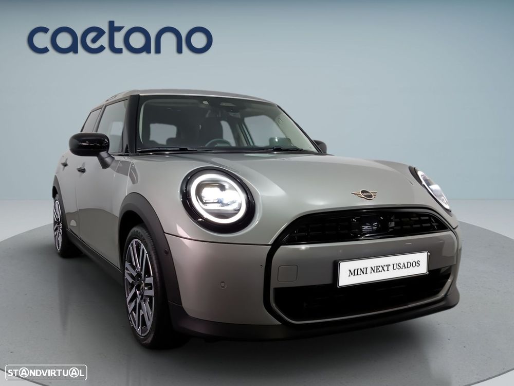 MINI 3 Portas Cooper C Classic M - 5