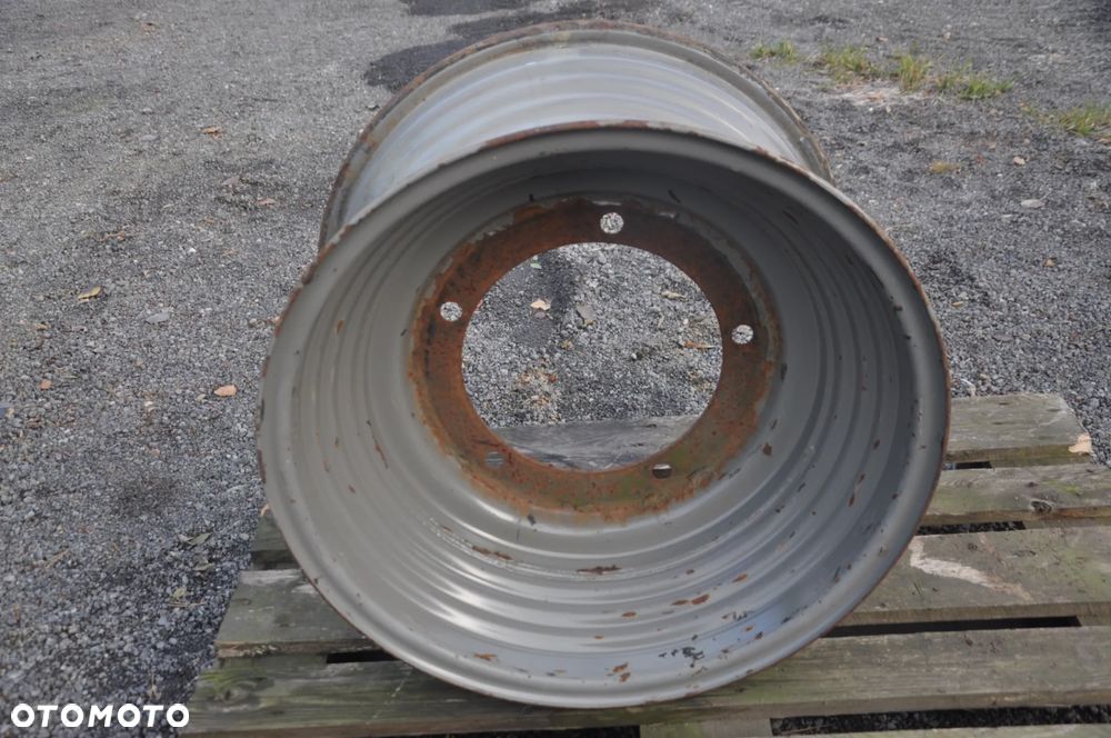 Felga jcb 531,541,535 - 1