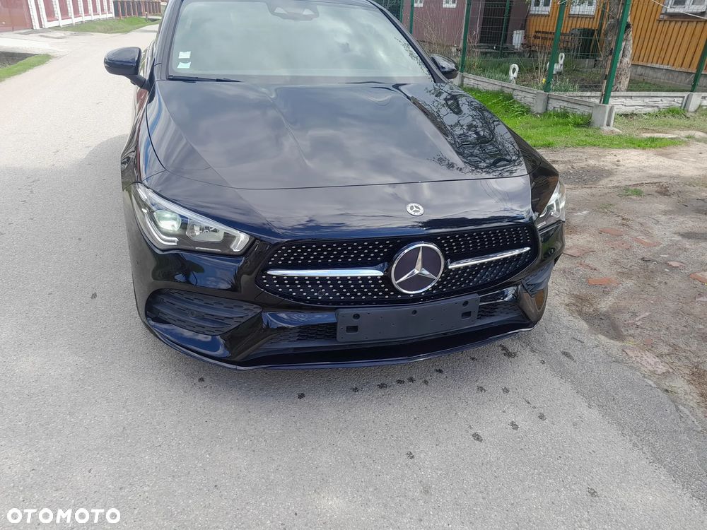 Mercedes-Benz CLA 200 7G-DCT AMG Line - 25