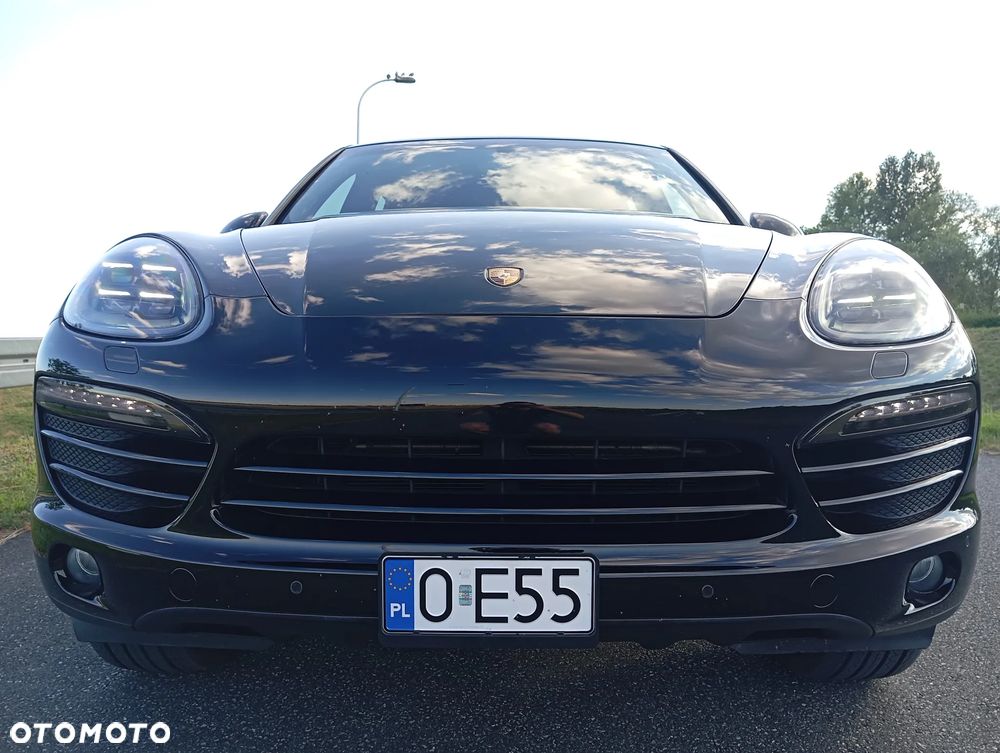 Porsche Cayenne - 4