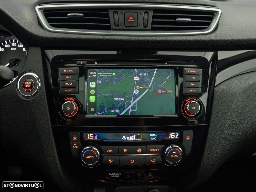 Nissan Qashqai 1.5 dCi N-Connecta - 32