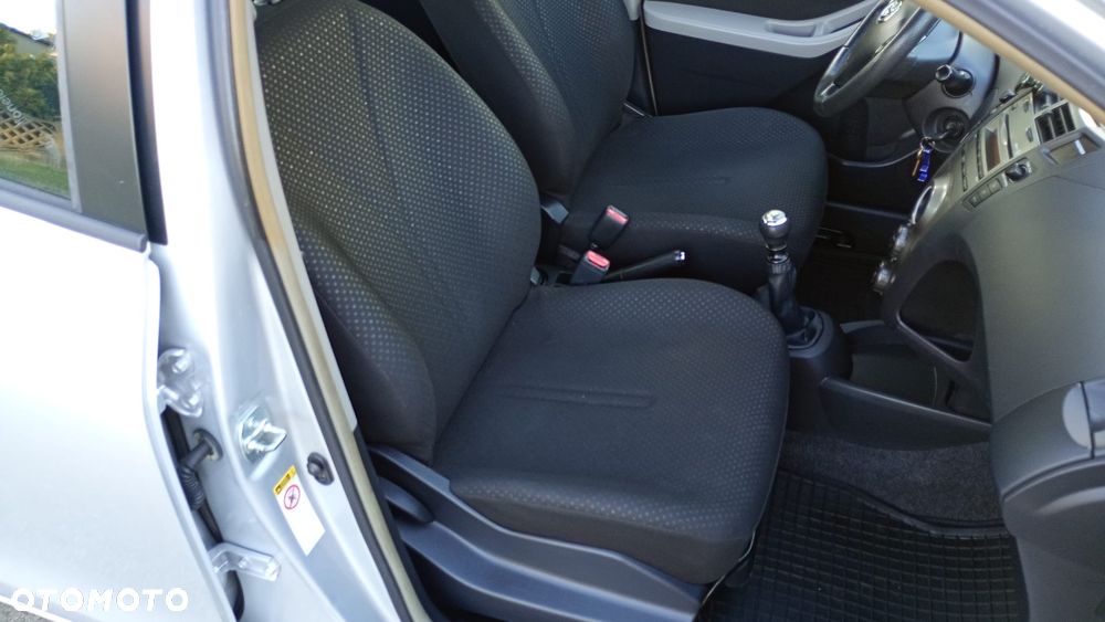 Toyota Yaris 1.4 D-4D Edition - 14
