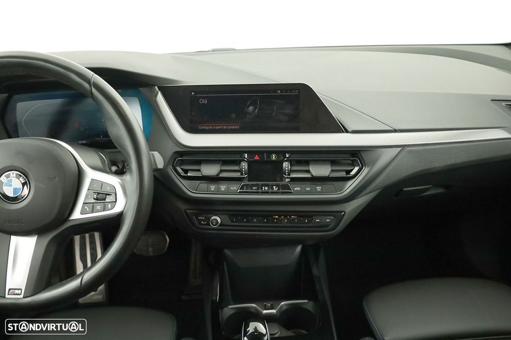 BMW 116 d Pack Desportivo M Auto - 9