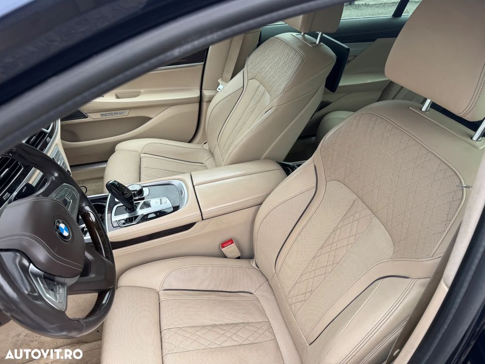 BMW Seria 7 - 8
