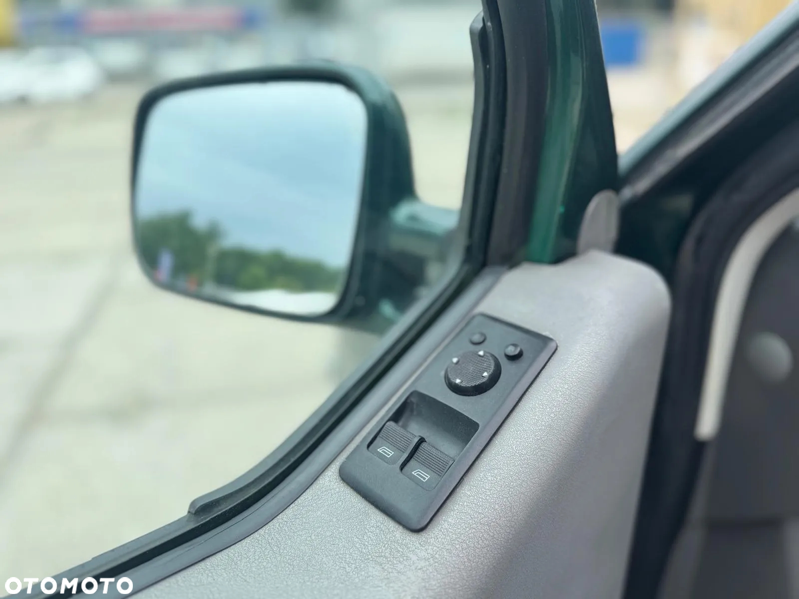 Volkswagen Transporter - 18