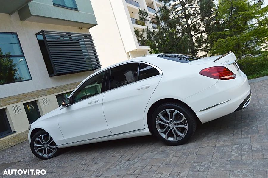 Mercedes-Benz C 220 (BlueTEC) d 7G-TRONIC Avantgarde - 23
