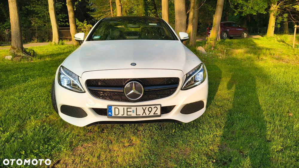 Mercedes-Benz Klasa C 300 7G-TRONIC AMG Line - 13