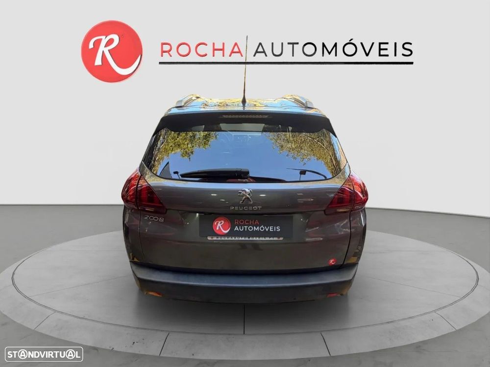 Peugeot 2008 1.2 PureTech Style - 8