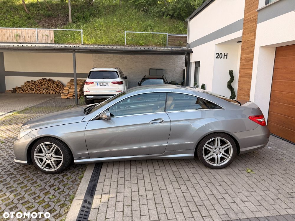 Mercedes-Benz Klasa E - 6