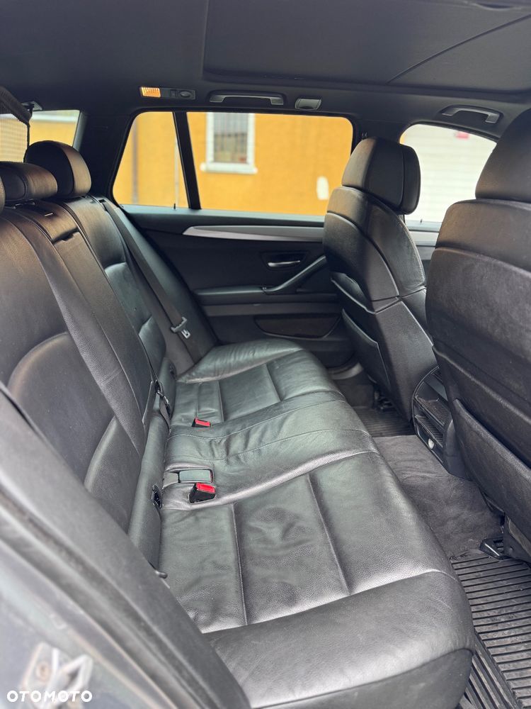 BMW Seria 5 525d Sport-Aut - 5