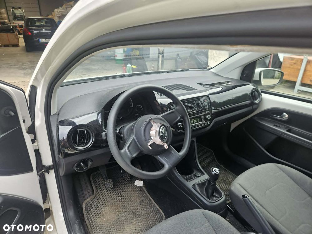 Volkswagen up! 1.0 move - 6