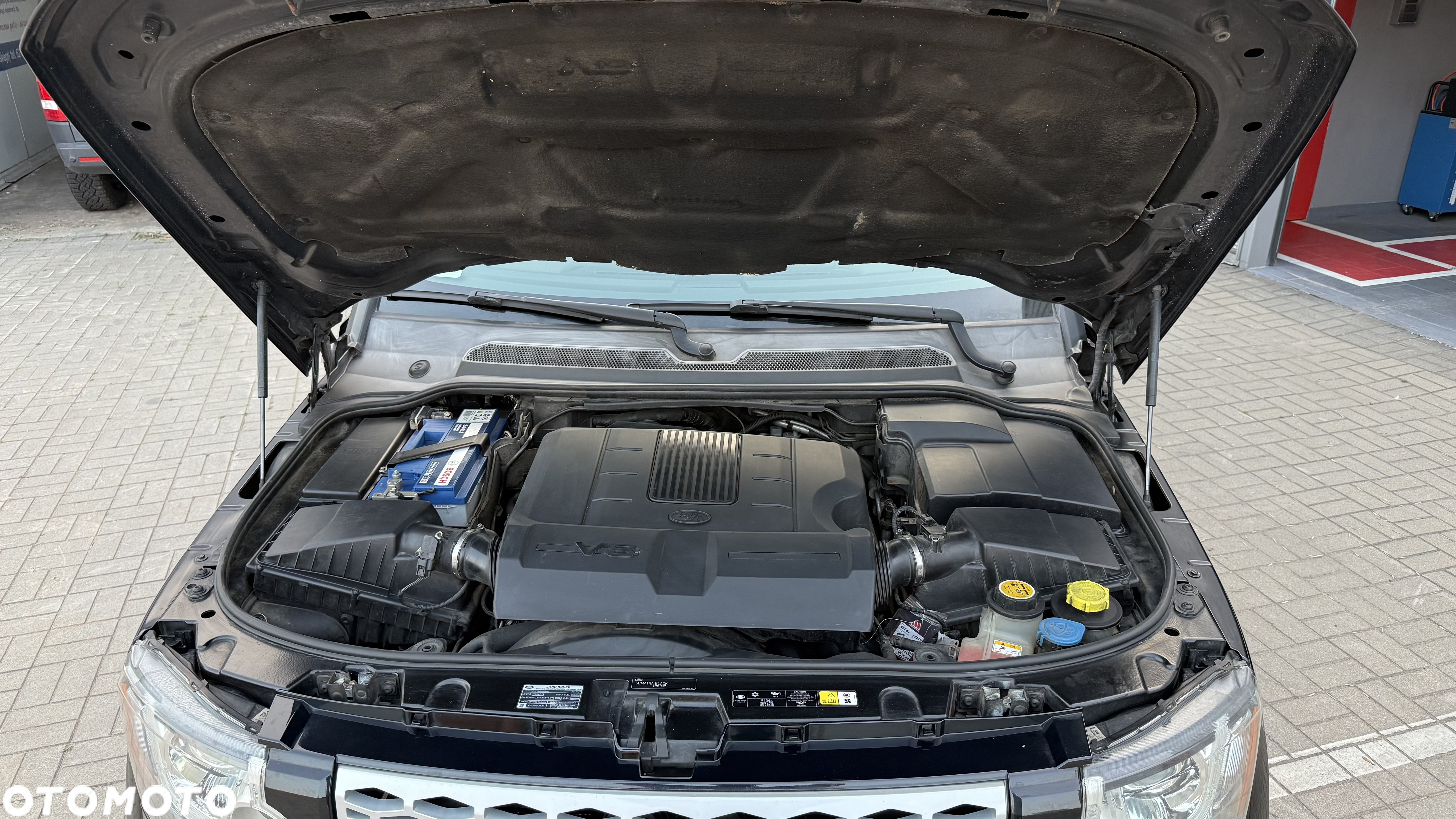 Land Rover Discovery IV 5.0 V8 HSE - 22
