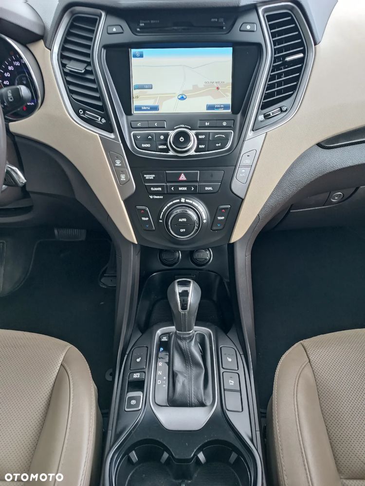 Hyundai Santa Fe 2.2 CRDI 4WD Automatik Premium - 24