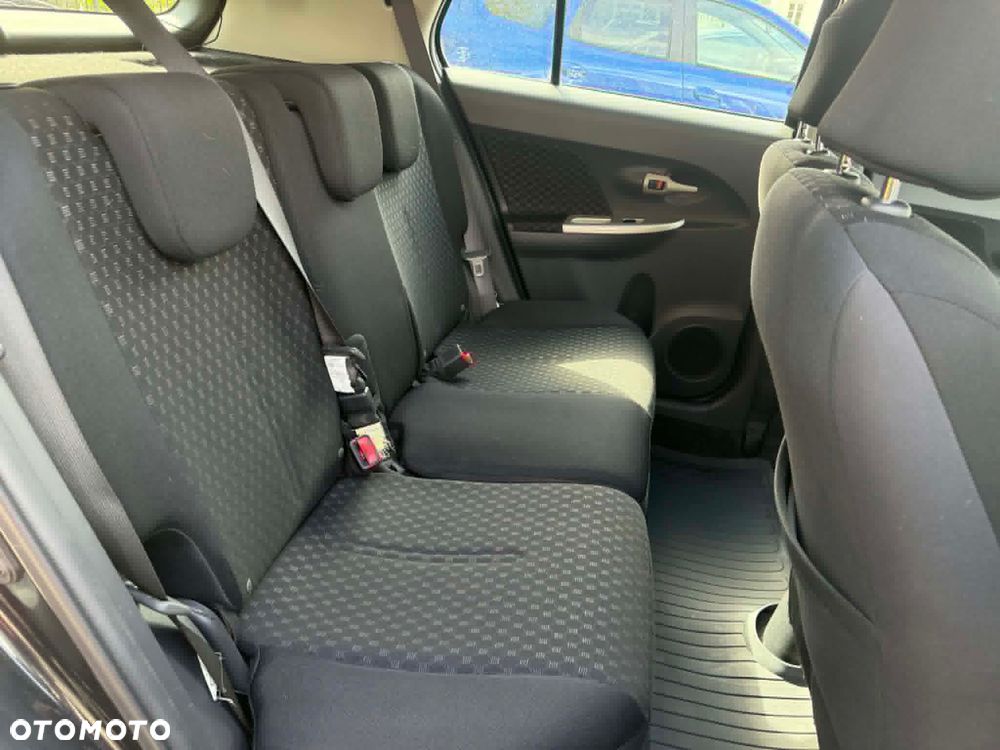 Toyota Urban Cruiser - 7
