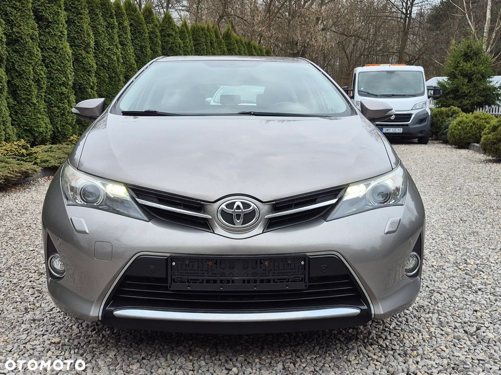 Toyota Auris 1.6 Life - 2