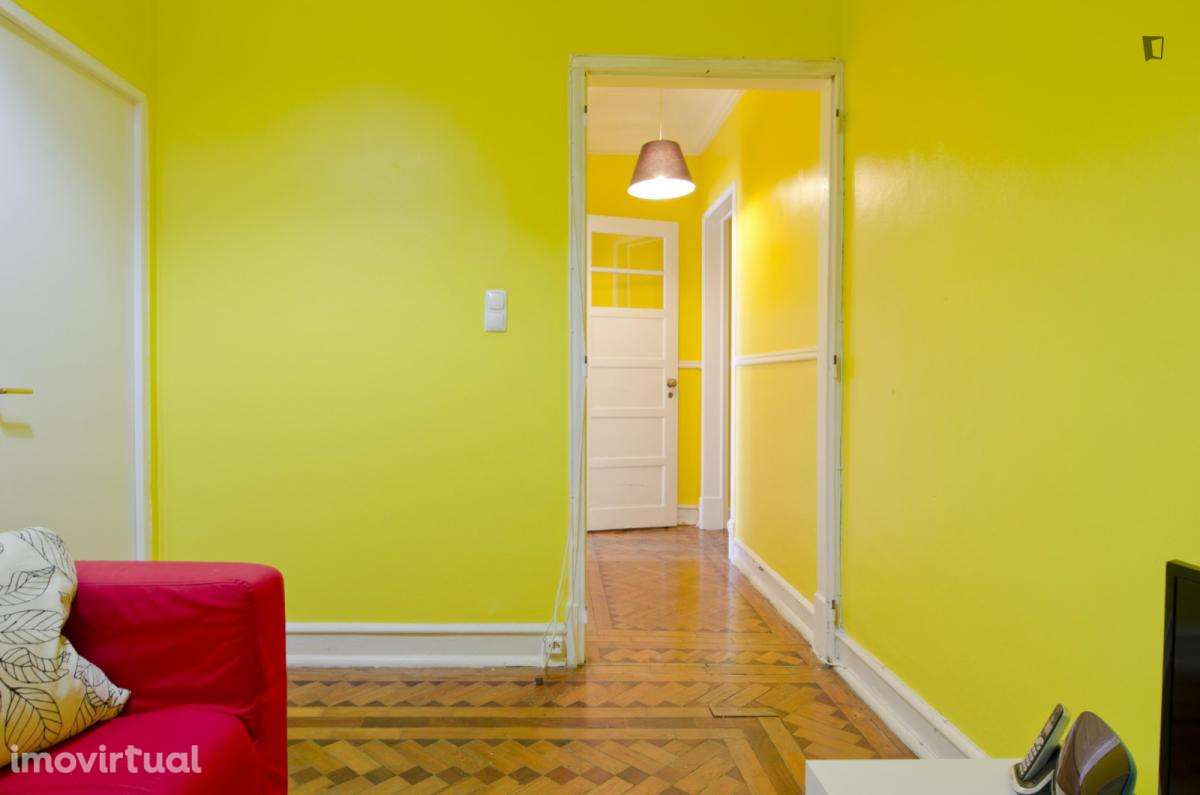 Quarto - localizado em Intendente Lisbon - Grande imagem: 4/15