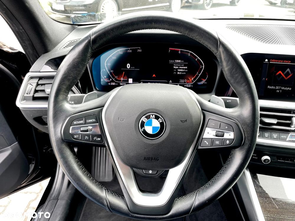 BMW Seria 3 330i Luxury Line sport - 4