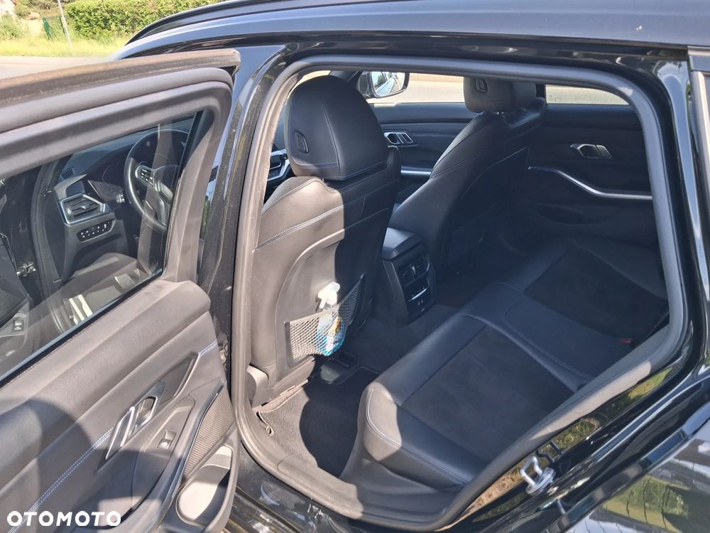 BMW Seria 3 320d - 14