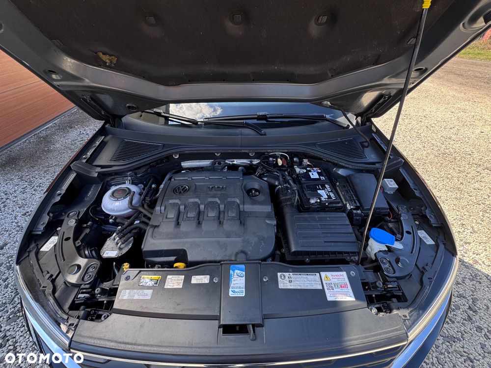 Volkswagen T-Roc 2.0 TDI SCR DSG Sport - 23