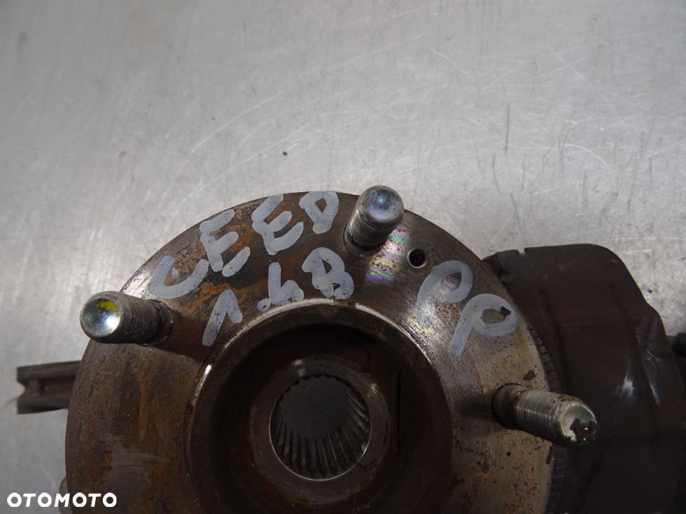 KIA CEED HB 5D 06-09 1.4B PIASTA ZWROTNICA PRAWY PRZÓD - 3