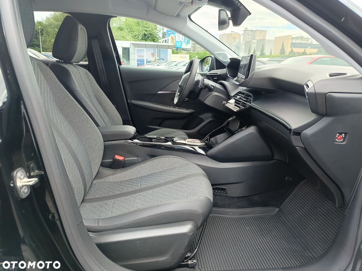 Peugeot 208 1.2 mHEV Allure - 7