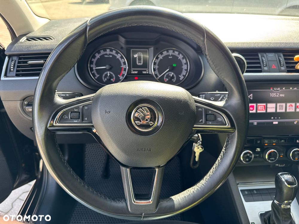 Skoda Octavia 2.0 TDI Ambition DSG - 13