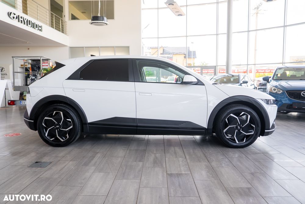 Hyundai IONIQ Standard Range 58 kWh - 8