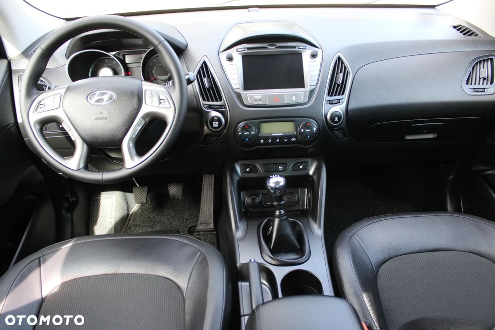 Hyundai ix35 blue 1.6 2WD Finale Gold - 26