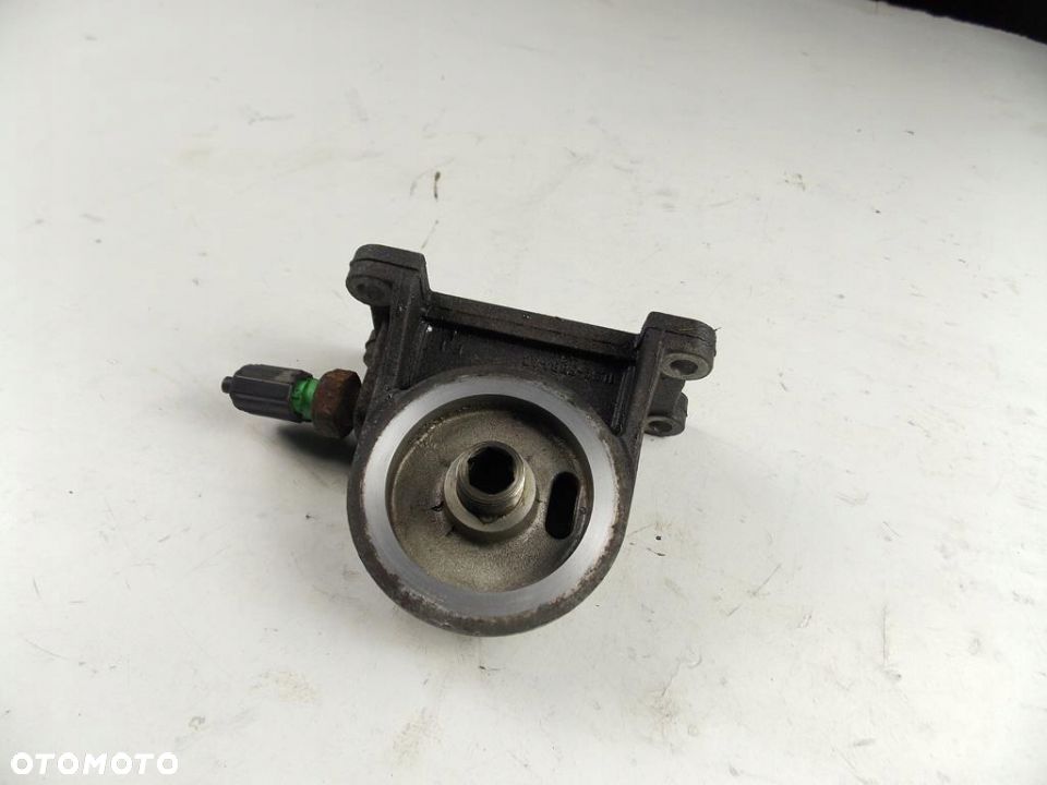 łapa filtra oleju volvo v40 s40 1,8 16V - 2