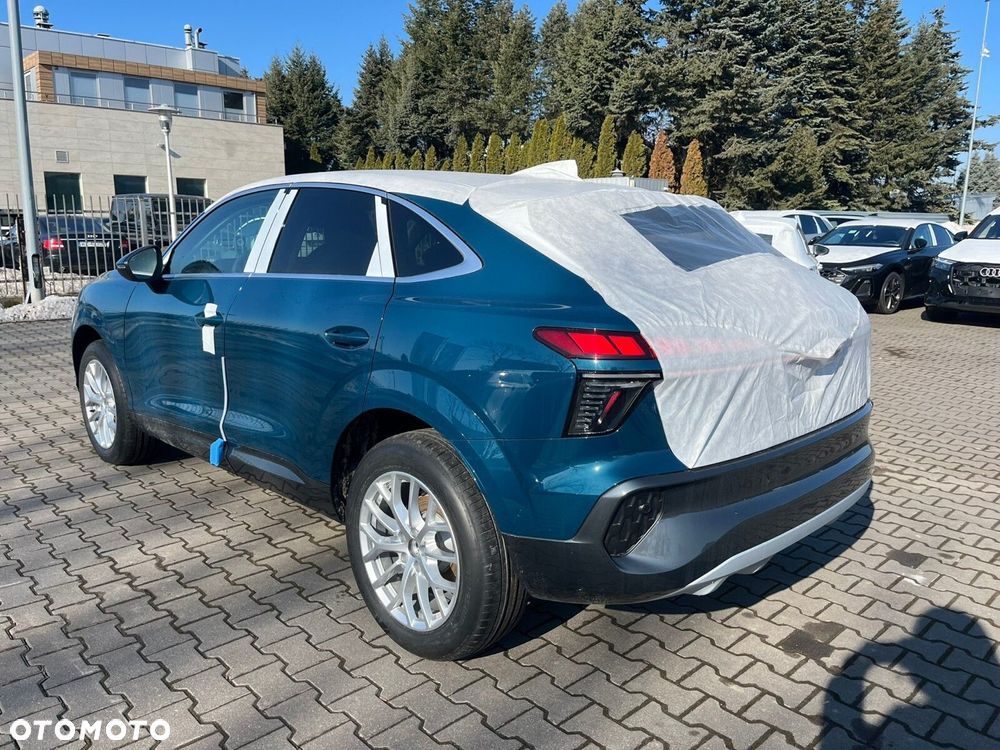 Audi Q3 Sportback - 3