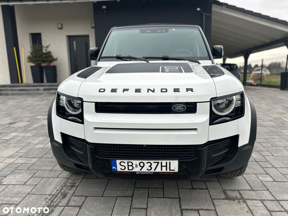 Land Rover Defender 110 D240 S - 22