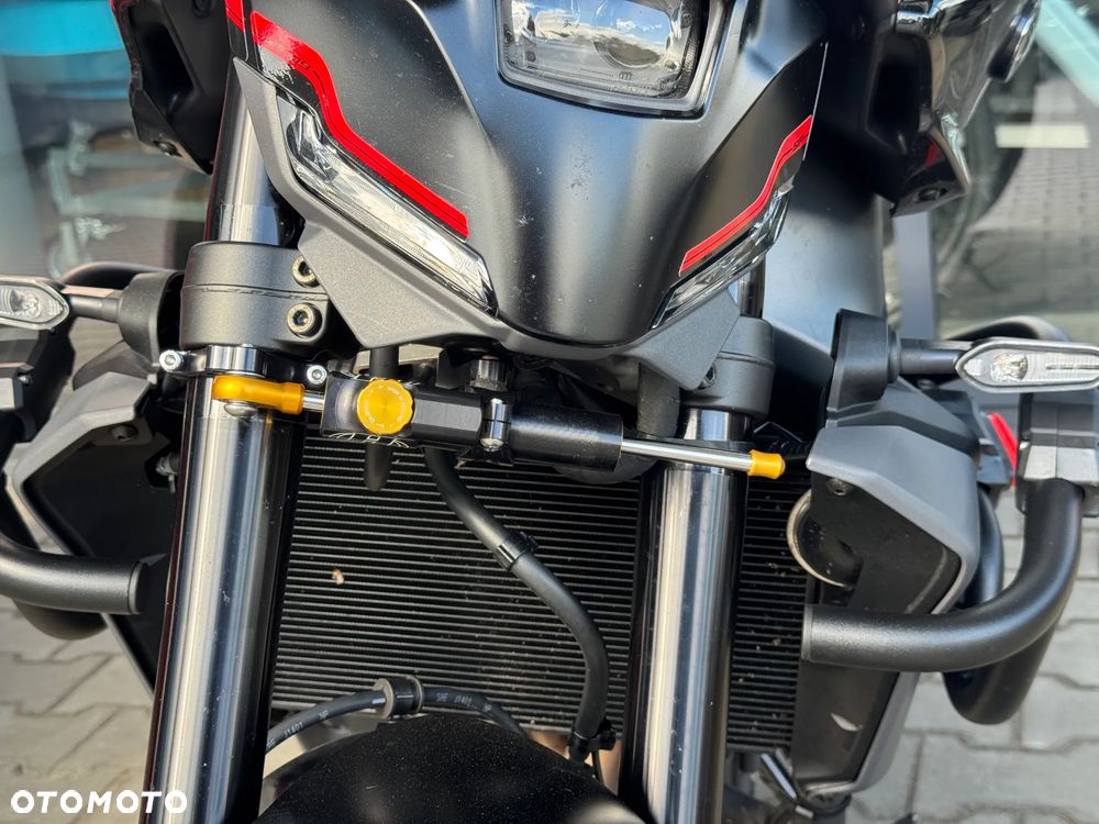 Yamaha MT - 13
