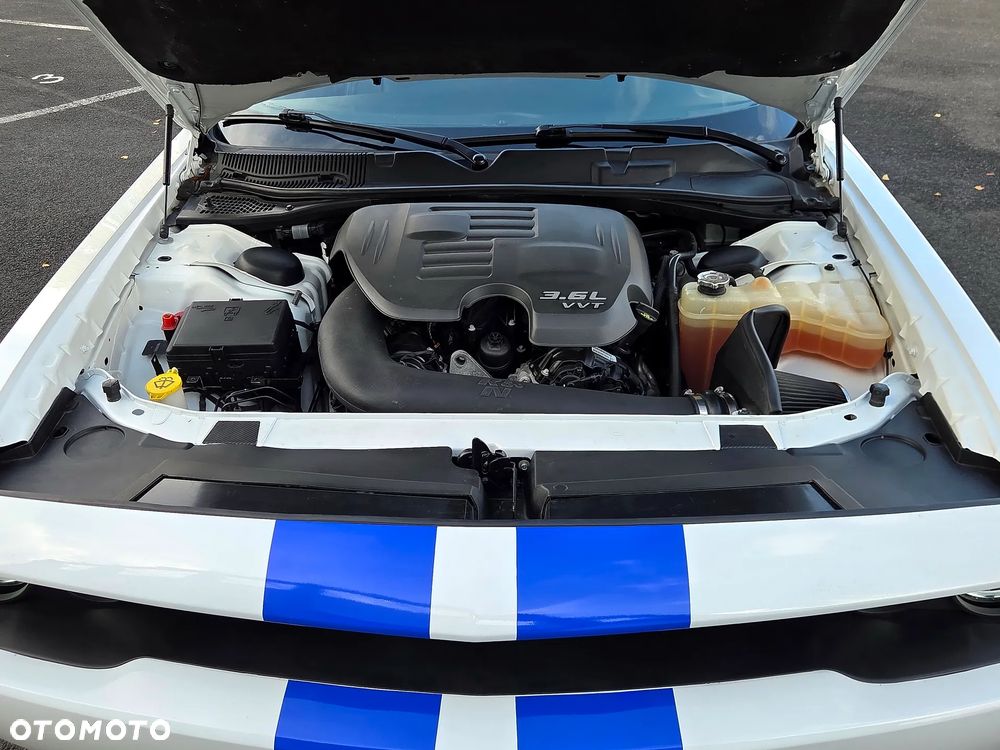 Dodge Challenger Automatik SXT Plus - 37