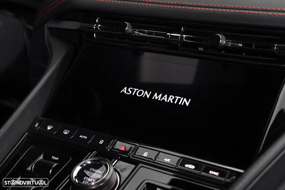 Aston Martin DB12 Coupé V8 - 16