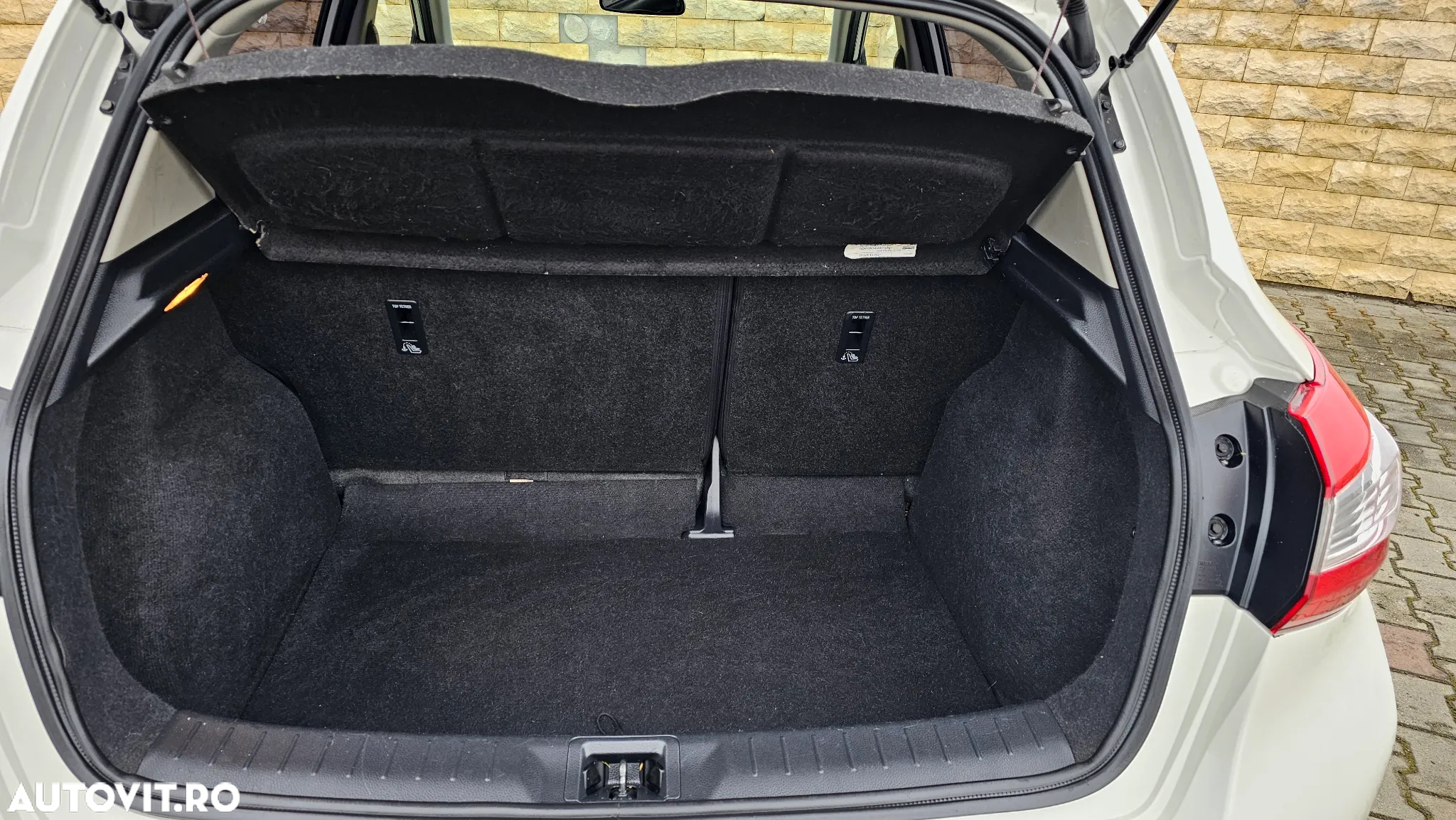 Nissan Pulsar 1.2 DIG-T Tekna - 26
