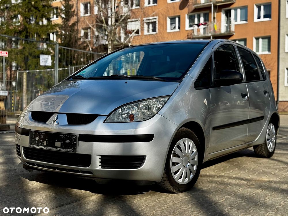 Mitsubishi Colt - 2