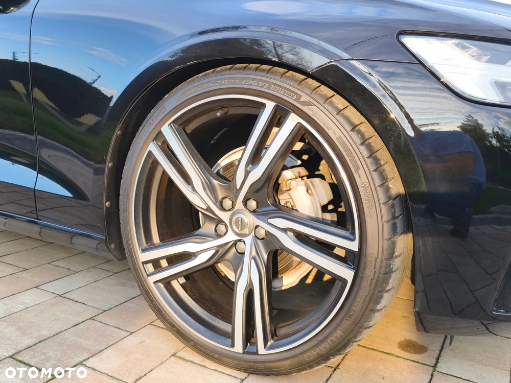 Volvo V60 D3 R-Design - 13