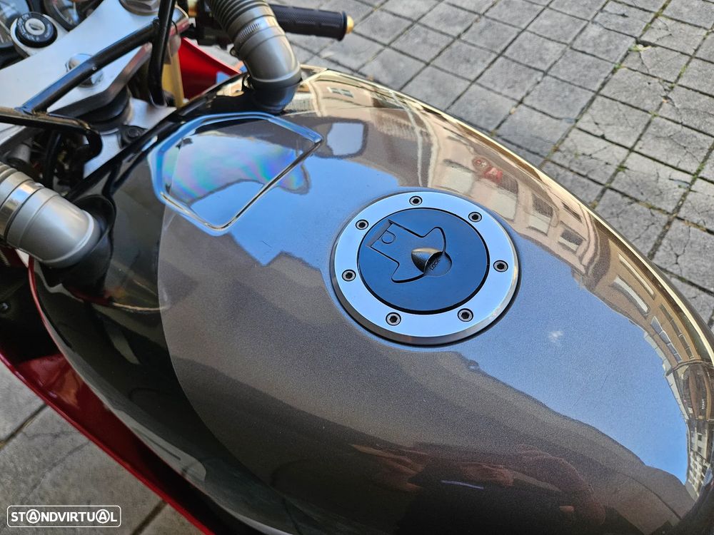 Kawasaki ZXR 400 - 12
