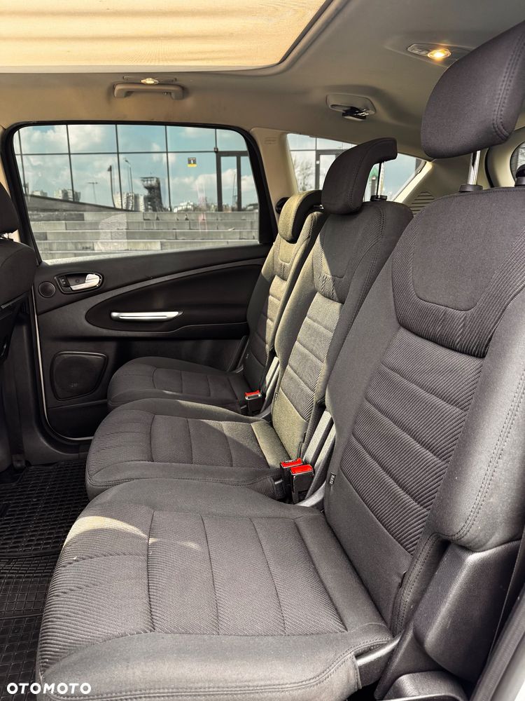 Ford S-Max 2.0 TDCi DPF Titanium - 12