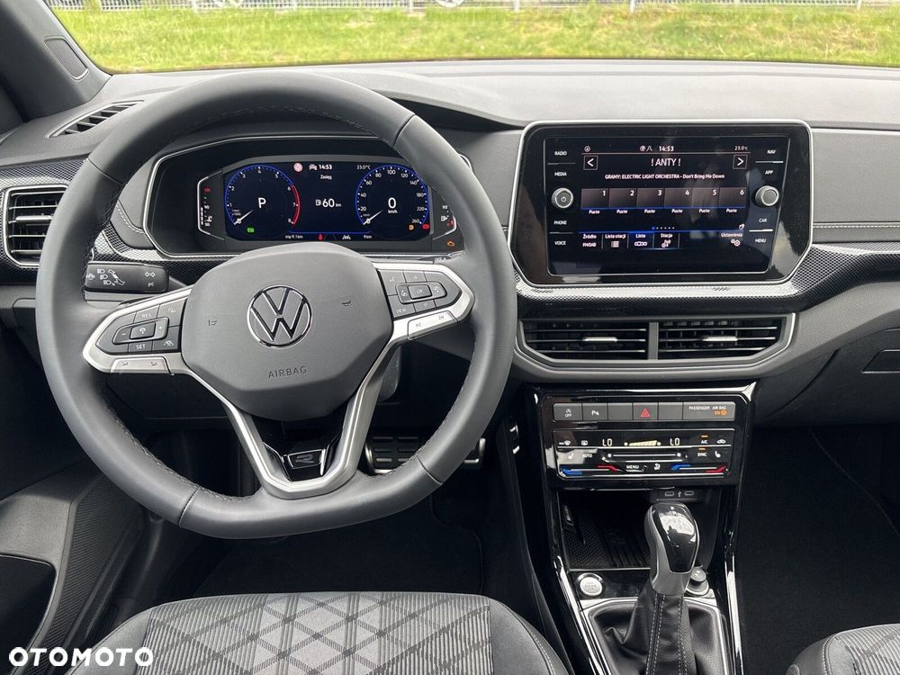 Volkswagen T-Cross - 14