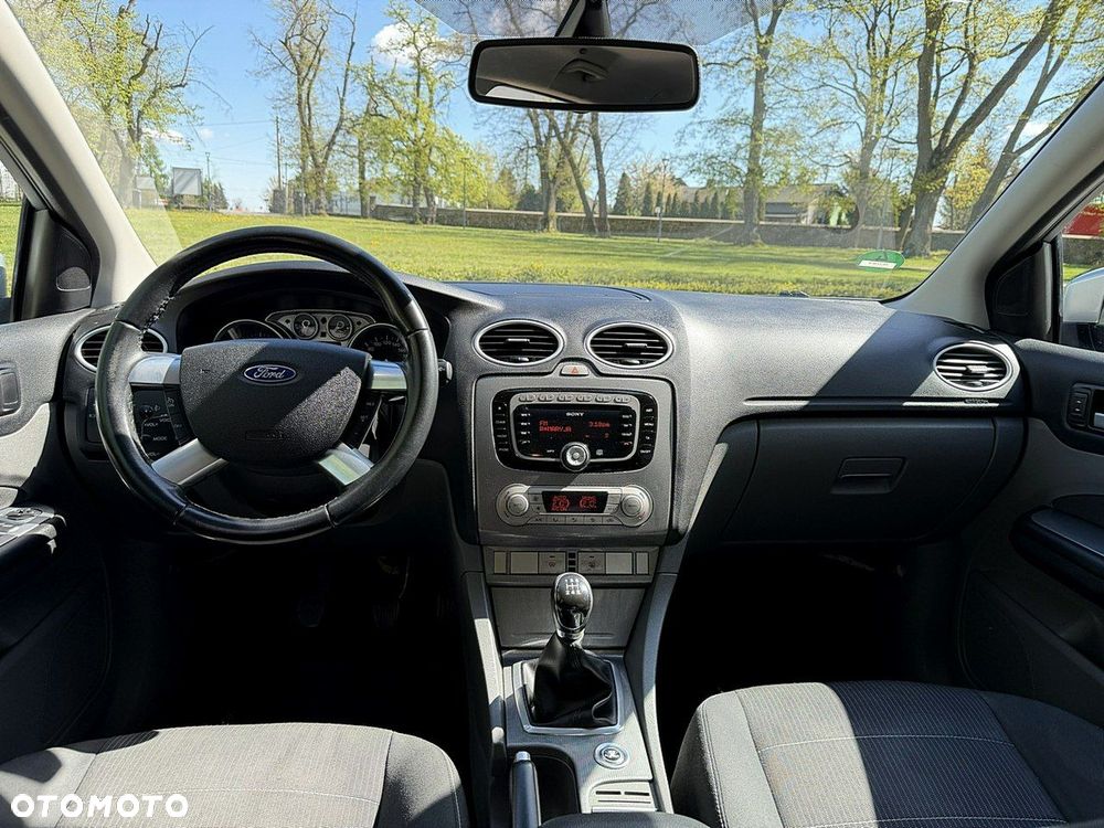 Ford Focus - 11