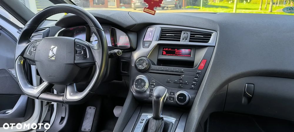Citroën DS5 2.0 HDi SoChic - 12