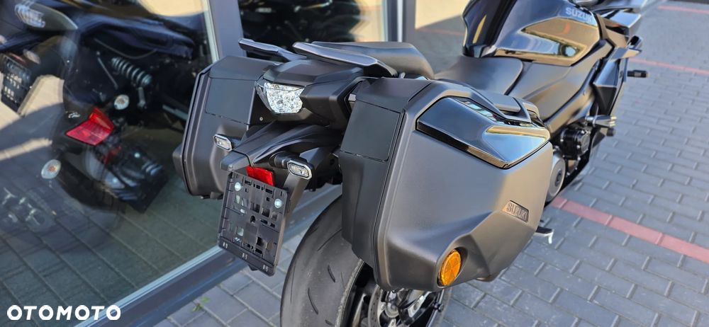 Suzuki GSX - 20