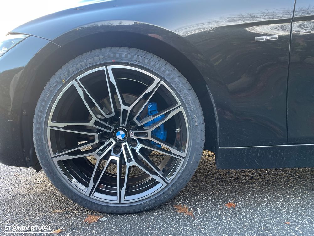 BMW 320 d Sport Line - 12