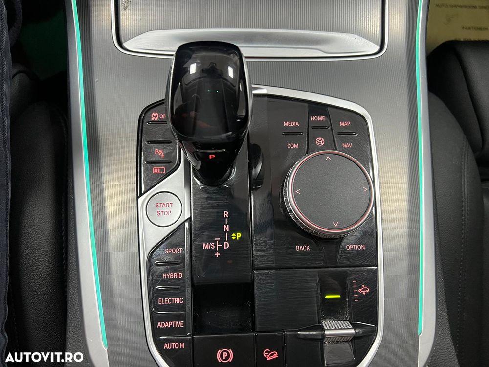 BMW X5 xDrive45e - 33