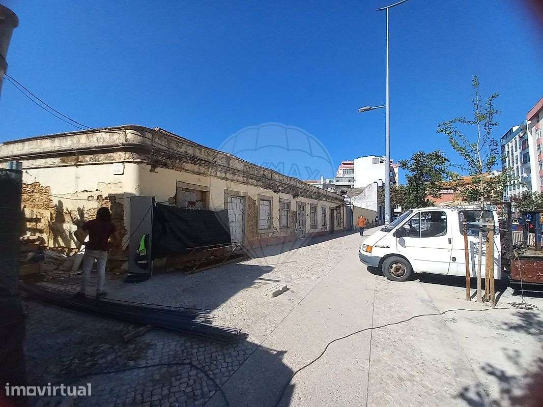 Prédio  para venda - Grande imagem: 2/7