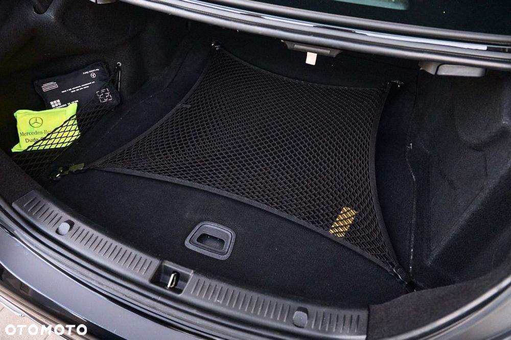 Mercedes-Benz Klasa E 220 d 9G-TRONIC - 37