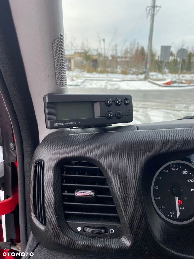 Iveco 35S16 Chłodnia Izoterma 8EP Krajowy Winda Silnik 3L ! Super Stan - 7